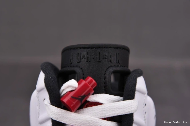 CT8529-106 AIR 2021 6 RETRO 'CARMINE' JORDAN 0520